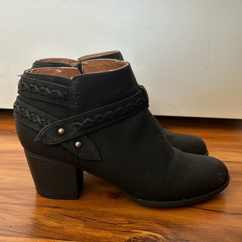 Black Heeled Boots